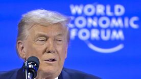 Trump volvió a mostrar moretones en sus manos en Davos y hay preocupación por su salud Trump volvió a mostrar moretones en sus manos en Davos y hay preocupación por su salud