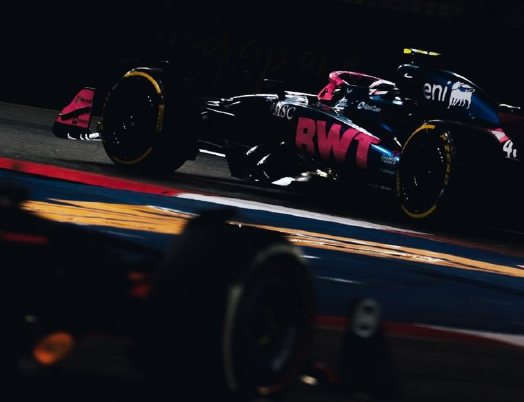 Alpine reveló que el nuevo coche ya tiene chasis visible y se enfrenta a un invierno más corto mientras prepara el debut del motor Mercedes. Alpine reveló que el nuevo coche ya tiene chasis visible y se enfrenta a un invierno más corto mientras prepara el debut del motor Mercedes.