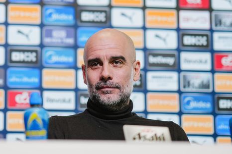 Guardiola respondió con mucha altura cuando le preguntaron sobre el racismo y el fútbol. Guardiola respondió con mucha altura cuando le preguntaron sobre el racismo y el fútbol.