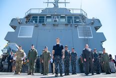 El ministro Luis Petri puso en marcha el operativo de vigilancia y control marítimo de la Zona Económica Exclusiva a bordo del patrullero ARA “Contraalmirante Cordero” Foto: Ministerio de Defensa