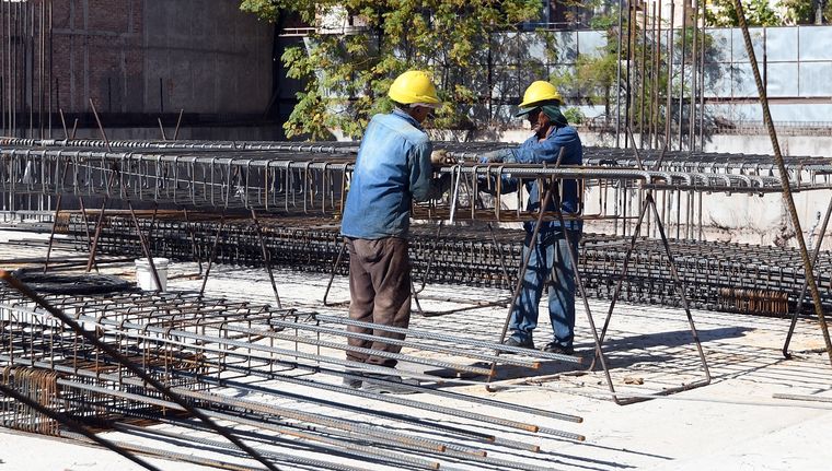 La construcción en Mendoza aun está lejos de sus mejores indicadores.