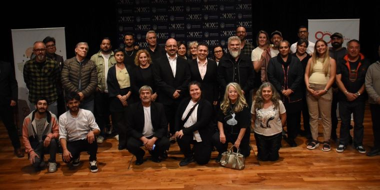 La Fiesta Nacional de la Vendimia 2026 se llamará “90 cosechas de una misma cepa” y Pablo Perri será el director. La Fiesta Nacional de la Vendimia 2026 se llamará “90 cosechas de una misma cepa” y Pablo Perri será el director.