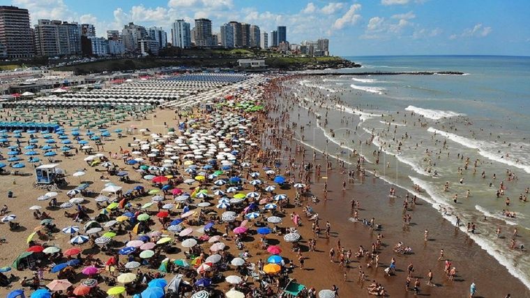 Muchos de los operadores turísticos de Mar del Plata se encuentran inscriptos en el programa PreViaje. Foto: Télam
