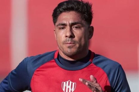 Tarragona se encontraba en su casa al momento del allanamiento. Tarragona se encontraba en su casa al momento del allanamiento.