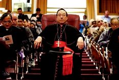 el cardenal amigo del papa francisco que reforma la curia