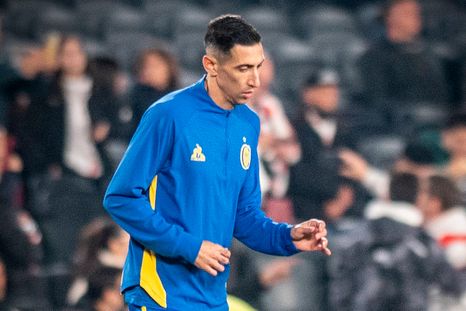 Di María tuvo un recibimiento hostil en el Monumental. Di María tuvo un recibimiento hostil en el Monumental.