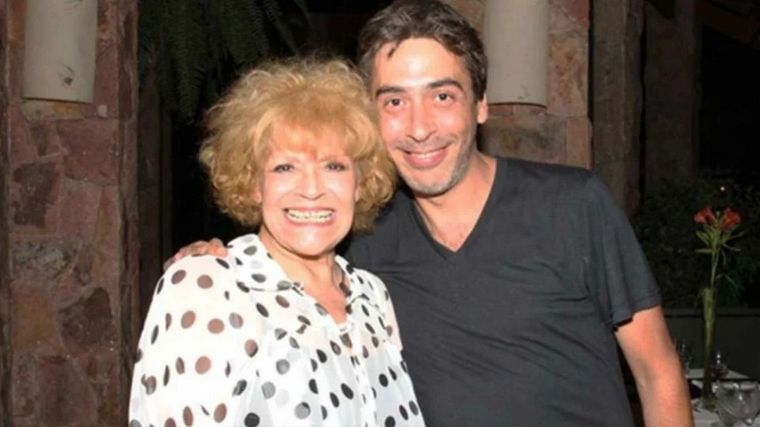 La actriz habló por primera vez tras la partida de su hijo. Foto: Twitter/ @fedeflowersok.&nbsp;