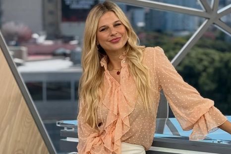 Marina Señuk, licenciada en Recursos Humanos y locutora. Marina Señuk, licenciada en Recursos Humanos y locutora.