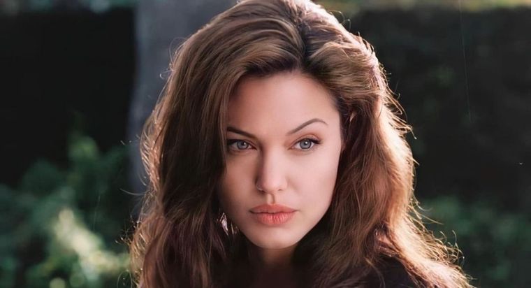 Angelina Jolie