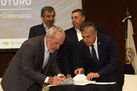 Mingorance, Cornejo y Marinelli, juntos. Mingorance, Cornejo y Marinelli, juntos.