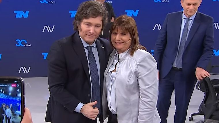 Fin de grieta. Javier Milei y Patricia Bullrich trabajan juntos para terminar con la candidatura de Sergio Massa. Foto: Noticias Argentinas