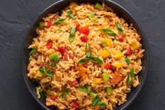 El arroz frito es uno de los platos tradicionales de la cocina china Foto: Shutterstock