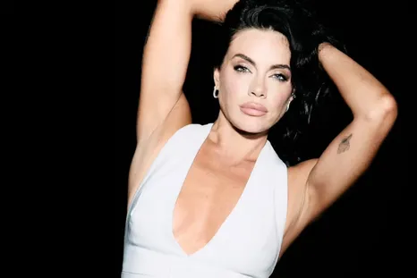 Mirá el look de Emilia Attias. Mirá el look de Emilia Attias.