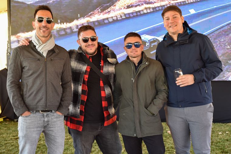 Federico Staiti, Seba Sedano, Mauro Pozzebon y Enzo Serra. Federico Staiti, Seba Sedano, Mauro Pozzebon y Enzo Serra.