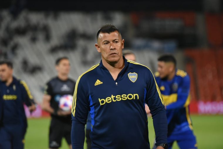 Almirón tomó una importante decisión en Boca. Foto: Maximiliano Ríos / MDZ