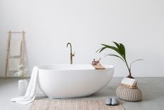 Bañera Es posible eliminar la suciedad de la bañera. Foto: Fuente: Shutterstock