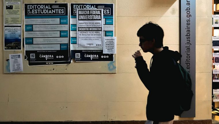 El Gobierno acusa a las universidades de falta de transparencia en el manejo de sus fondos. Foto: EFE