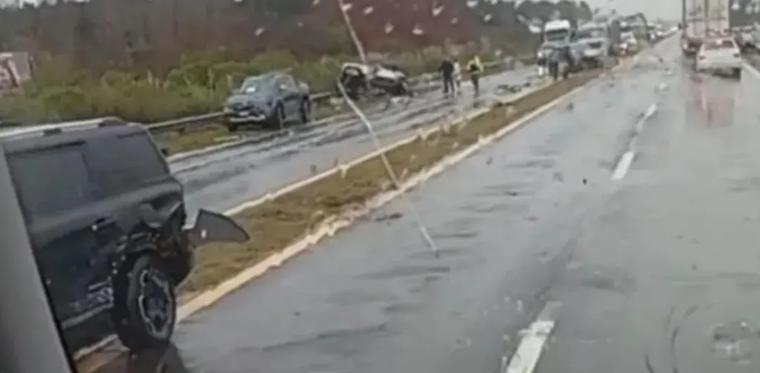 El trágico choque ocurrió en el sur de Entre Ríos, sentido a Buenos Aires.