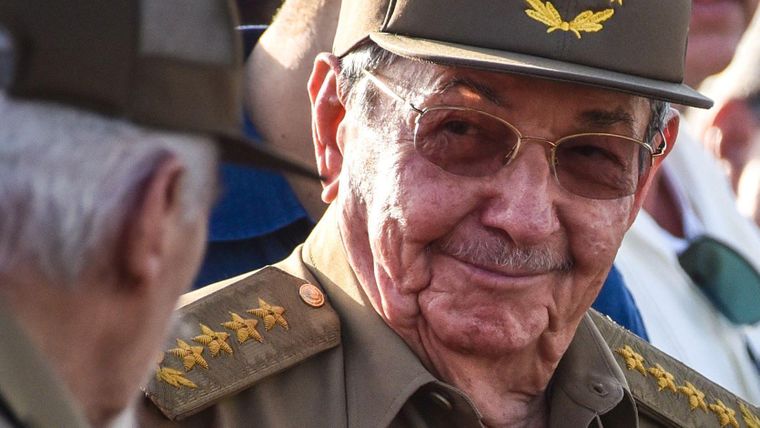 Expertos señalan al expresidente Raúl Castro y su entorno como los dueños y operadores del multimillonario holding Gaesa.