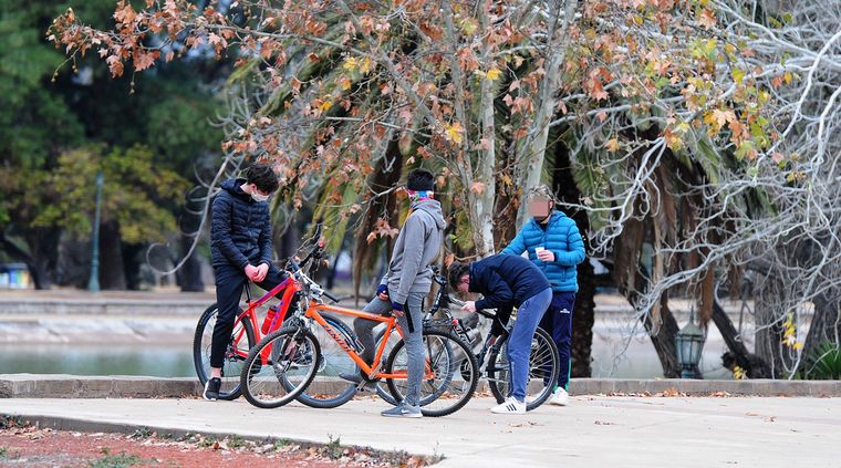 Ya sea por diversión, deporte o transporte, cada vez es mayor el uso de las bicicletas. Foto: ALF PONCE MERCADO / MDZ
