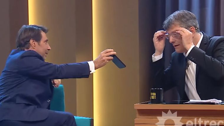 Eduardo Feinmann le enseñó a Mario Pergolini el mensaje que le envió Baby Etchecopar.