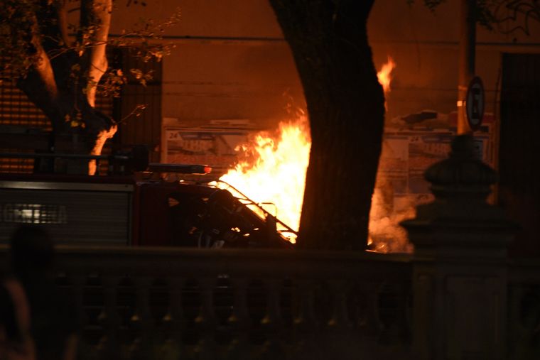 Los disturbios tras la aprobación de la ley ómnibus Foto: Juan Mateo Aberastain/MDZ