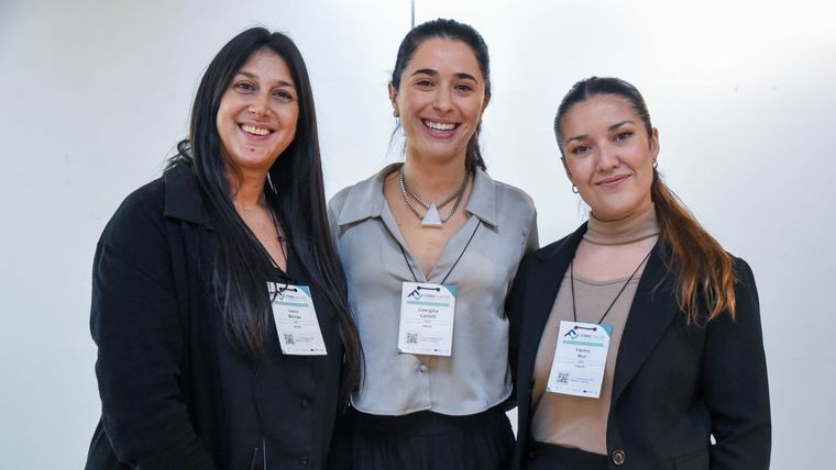 Laura Bernao, Georgina Castelli y Vanina Mur. Laura Bernao, Georgina Castelli y Vanina Mur.