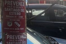 Los memes apuntaron a estos carteles que salieron en la previa de la semifinal del Rojo ante Huracán. ¿Habrán sido los hinchas de Racing? Foto: Redes