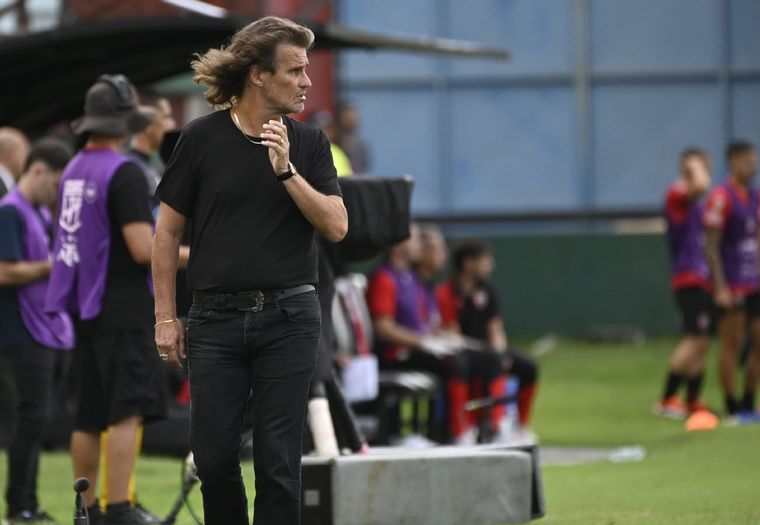 El Gallego Insua prepara las valijas: Barracas no le renovaría el contrato para 2026. El Gallego Insua prepara las valijas: Barracas no le renovaría el contrato para 2026.