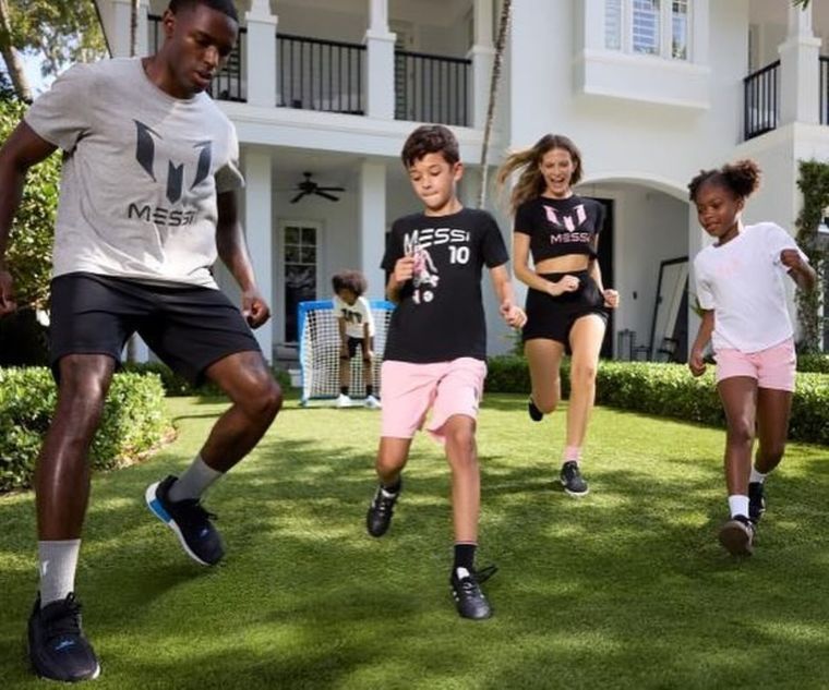 Amazon x Lionel Messi, la colección más accesible entre el futbolista y la plataforma de comercio online Foto: Instagram