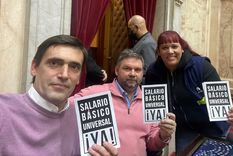 Diputados del Frente de Todos reclamaron el salario básico universal. Diputados del Frente de Todos reclamaron el salario básico universal.