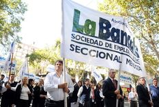 Bancarios acordaron otro aumento.