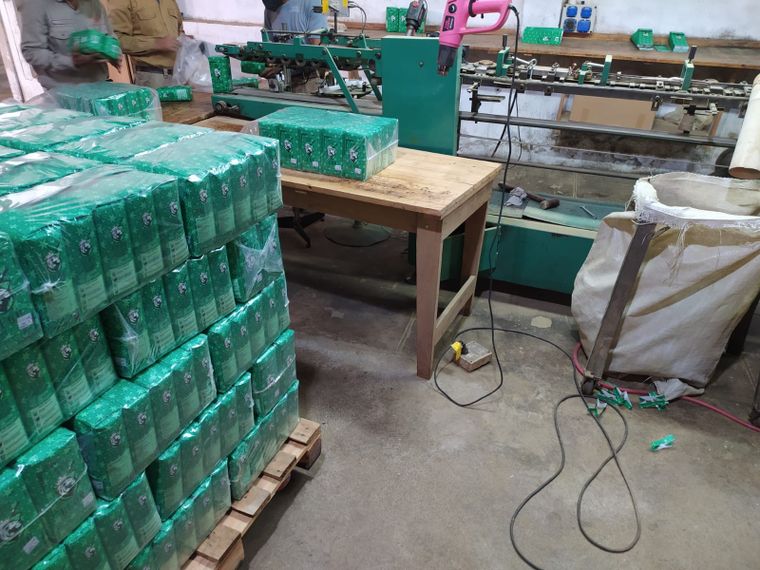 Yerba Mate León, un nuevo jugador en un mercado competitivo, con una producción basada en los modos de producción tradicionales, heredados de los guaranies.&nbsp;