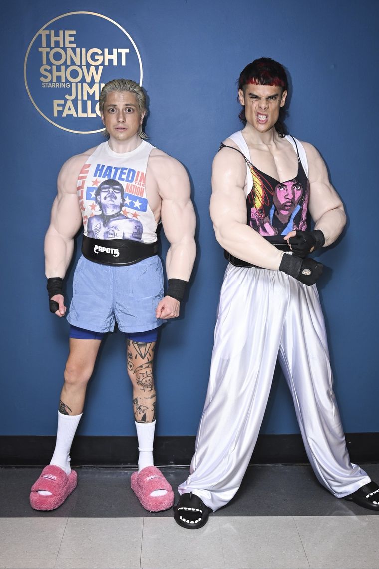 El look Catriel y Paco Amoroso para The Tonight Show. El look Catriel y Paco Amoroso para The Tonight Show.