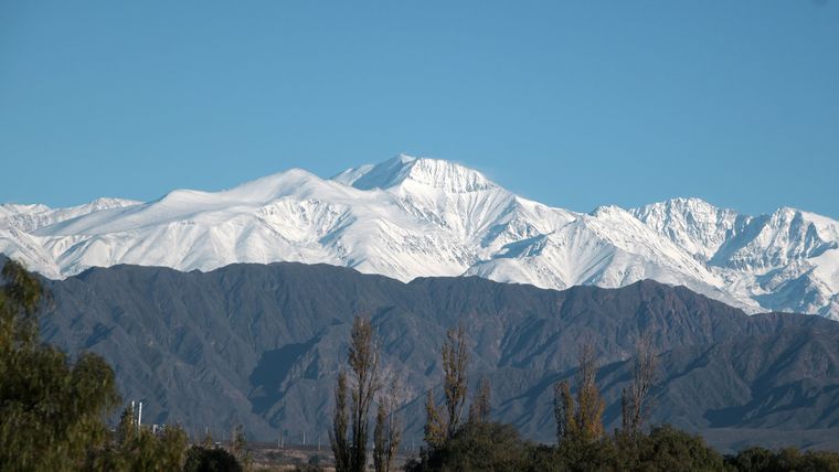 Según el Servicio Meteorológico Nacional, no hay alertas vigentes y se espera un leve ascenso térmico.