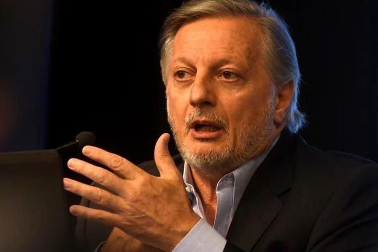 Aranguren se metió en el debate por el gasoducto Nestor Kirchner. Foto: Télam