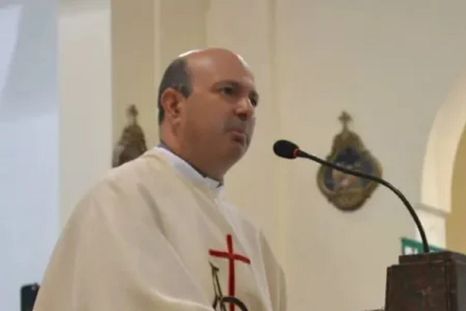 La Justicia de Santa Fe condenó al sacerdote Marcelo Ferrero a la pena de tres años de prisión condicional por abusar sexualmente a una menor.