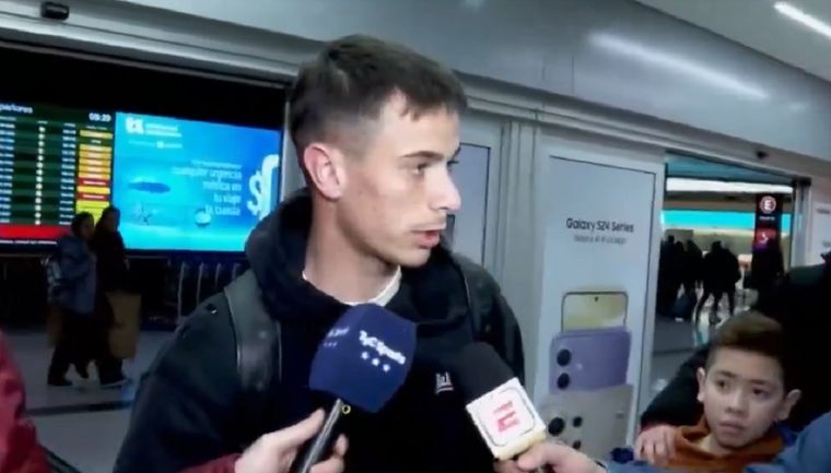 El defensor retornó al país tras su viaje a Italia. Foto: Captura