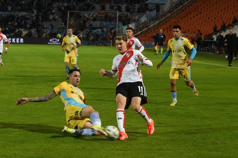 Facundo Colidio, una de las figuras de River, en el último partido del Millo en Mendoza por Copa Argentina frente a Temperley. 