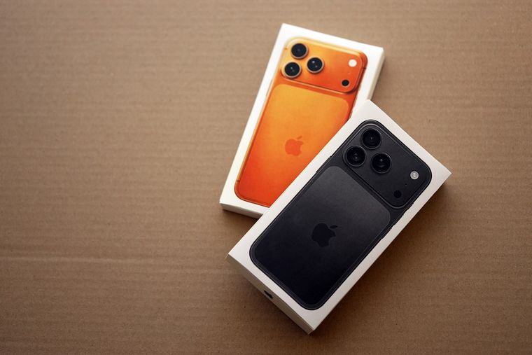 La nueva estrategia de Apple sumaría un nuevo diseño cada año, pero sin eliminar los actuales. La nueva estrategia de Apple sumaría un nuevo diseño cada año, pero sin eliminar los actuales.