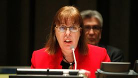 La diplomática de Argentina Virginia Gamba será candidata independiente para ocupar la máxima posición de la ONU. Una mujer revelación en muchos sentidos.