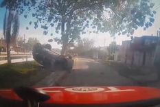 Los delincuentes dispararon a la policía durante la fuga y mataron a una beba de 11 meses al atropellarla en Pablo Nogués. Foto: Captura de video
