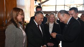 El Embajador de la República Popular China en Argentina, Wang Wei, y Alfredo Cornejo, gobernador de Mendoza. Foto: Prensa Gobierno de Mendoza
