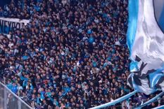 La gente de Racing le dedicó una canción a Maxi Salas. La gente de Racing le dedicó una canción a Maxi Salas.