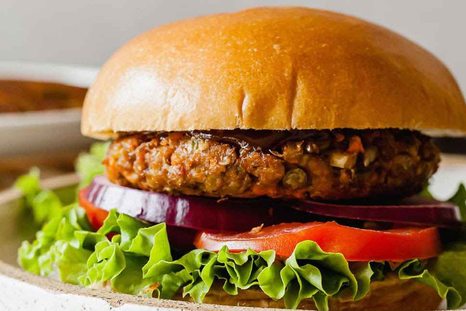 Una receta fácil para que prepares las hamburguesas más ricas. Una receta fácil para que prepares las hamburguesas más ricas.