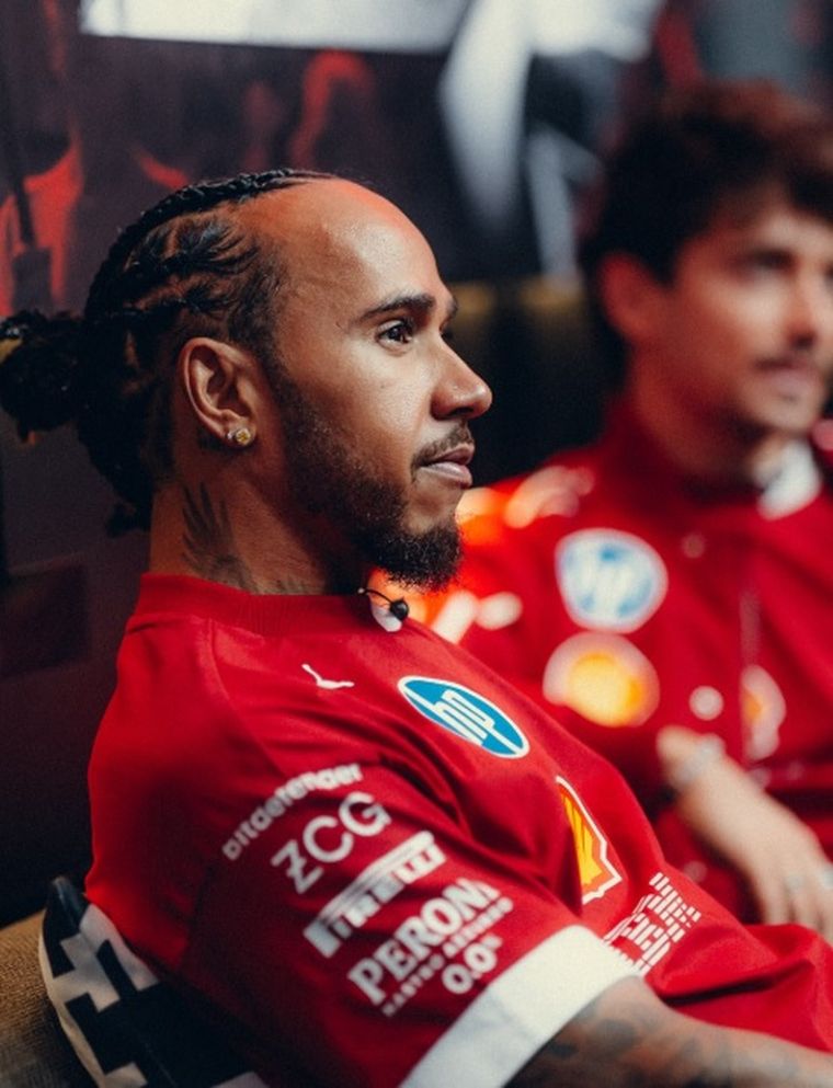 Lewis Hamilton tampoco está cómodo con el presente de Ferrari