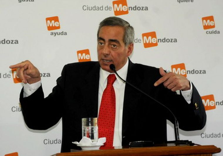 Fayad denunció que en Capital los vecinos sufren robos de forma permanente. Foto: Nacho Gaffuri / MDZ