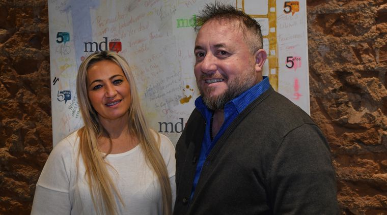 Roberto Macho y Adriana Iranzo van por la conducción de ATE. Foto: Walter Moreno / MDZ