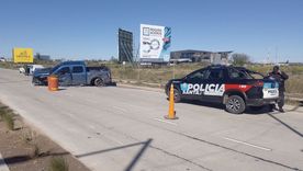 Después del choque, la camioneta quedó abandonada una hora y buscan definir quién conducía. Después del choque, la camioneta quedó abandonada una hora y buscan definir quién conducía.