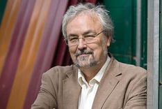 Robin Dunbar explica que las endorfinas suprimen nuestro dolor y estas se activan cuando estamos rodeados de amigos. Foto: GETTY IMAGES